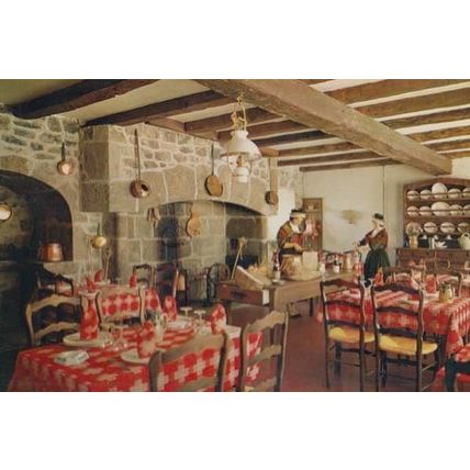 Auvergne Le Cantou Antique Kitchen French Chef Costume Food Folklore Postcard