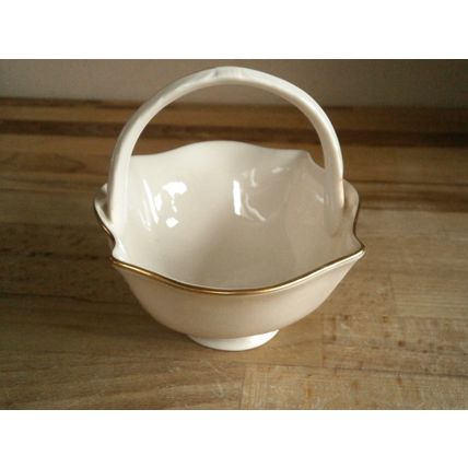 Lenox U.S.A. Cream & Gilt Bonbon / Sweetmeat Basket