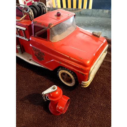 Old Vintage Press Steel 1959 Tonka # 5 Fire Truck 95% Complete Great Condition
