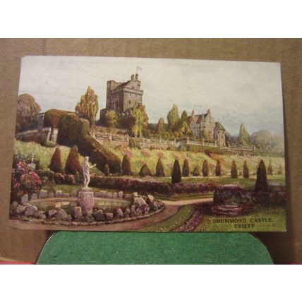 DRUMMOND CASTLE, CRIEFF, PERTHSHIRE. unused vintage postcard by Valentine =