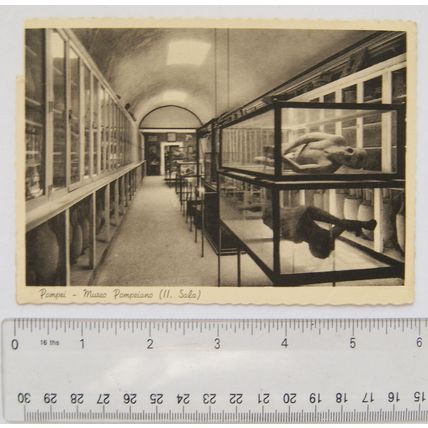 vintage postcard Pompei, Museo Pompeiano ( II.Sala )