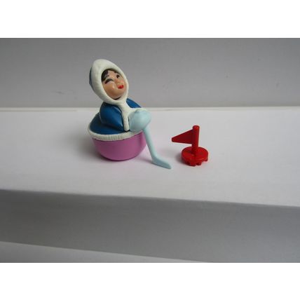 Kinder Surprise Toy 2002 K02 N016 Eskimo Hockey