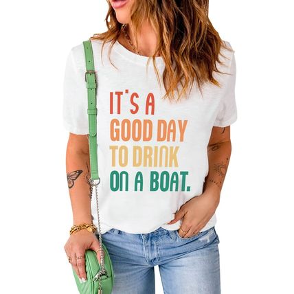White IT'S A GOOD DAY TO DRINK ON A BOAT Slogan Graphic Tee