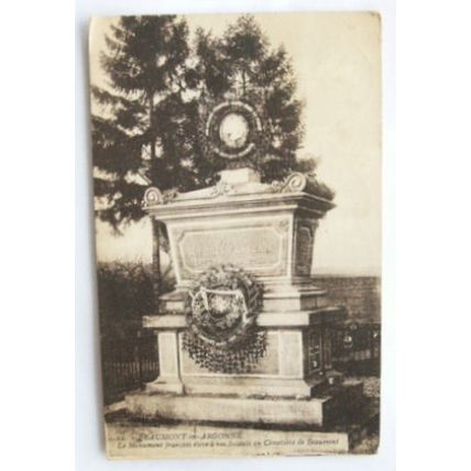 1934 postcard Le Monument Francais Eleve Nos Soldats au Cimetiere de Beaumont
