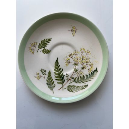 VINTAGE JOHNSON BROTHERS SAUCER - COW PARSLEY