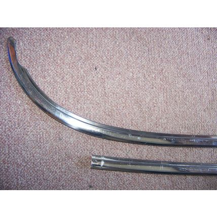 1967 CHRYSLER NEWPORT 4D 4 DOOR HARDTOP LOWER FRONT WINDOW TRIM OEM