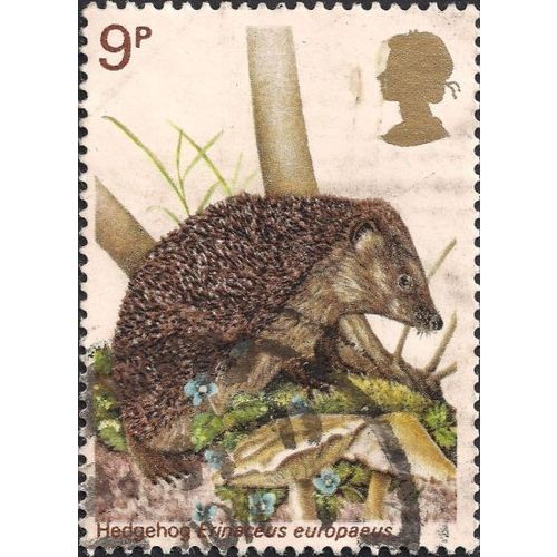 GB, MAMMALS, Hedgehog, white 1977, 9p, #5