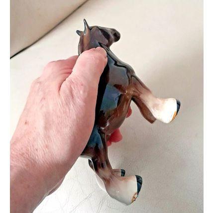 Ceramic Horse : 12cm