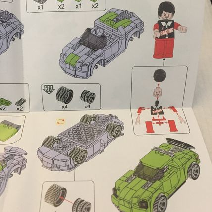 NEW Make it Blocks Green Racing Car - 214 pieces (out of box)