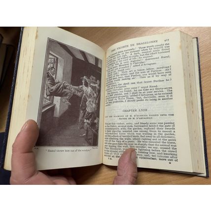 VINTAGE ALEXANDRE DUMAS THE VICOMTE DE BRAGELONNE FICTION FAUX LEATHER BOOK (P3)
