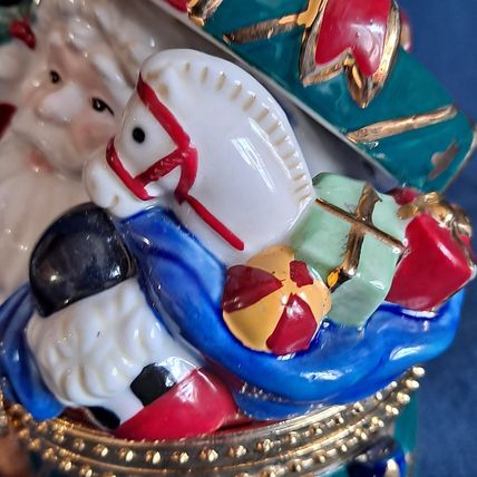 SANTA CLAUS TRINKET BOX Ceramic Ceramic jewelry holder Christmas Ring Pill Gift