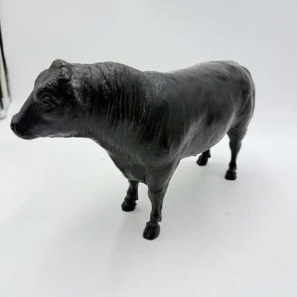 Vintage Breyer Molding Co. Black Angus Bull #365 Chris Hess Design