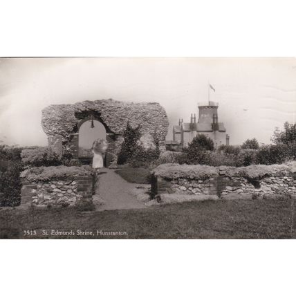 ED15 HUNSTANTON - ST EDMUNDS SHRINE . RP POSTCARD