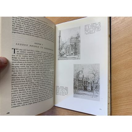 1945 THAMES TRIUMPHANT SIDNEY R JONES ILLUSTRATED HARDBACK BOOK (P4)