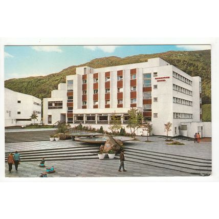 Badenoch Hotel Allander Square Aviemore Postcard 36926