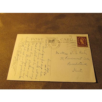 Valentines postcard - Caius College, Cambridge - Artist EWH / A1252