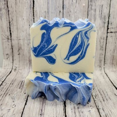 Big Easy- Coconut Milk Bergamot Ylang Ylang[ ]