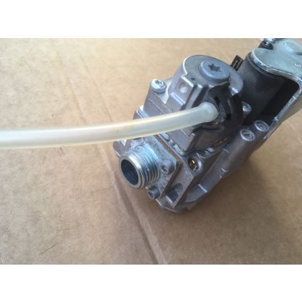Honeywell VK4115V E1013 1035 GAS VALVE