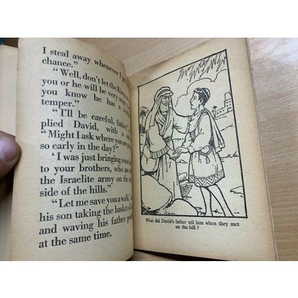 VINTAGE MELLIFORT BIBLE STORY "DAVID" ILLUSTRATED SMALL RELIGIOUS BOOKLET (LL)