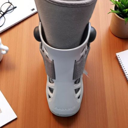 Aircast AirSelect Walker Brace/Walking Boot Short