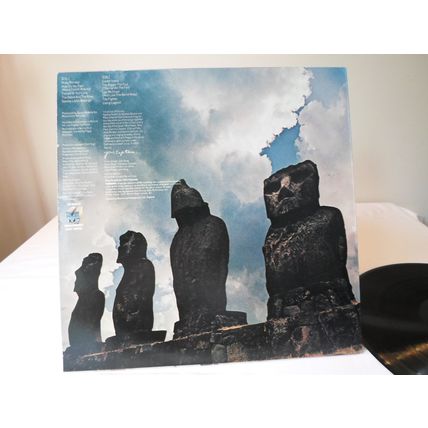 LP. 1978.KRIS KRISTOFFERSON. EASTER ISLAND. SMNT 86056.LYRIC SHEET.NEAR MINT