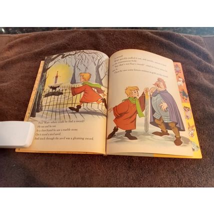 Little Golden Book The Sword InThe Stone (A) Edition 6.0 FN By Carl Memling 1963