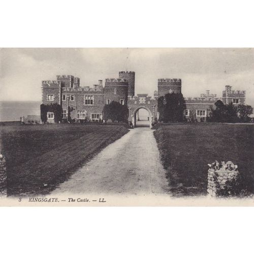 Kingsgate the Castle LL3 Kent Postcard(KEN71916)