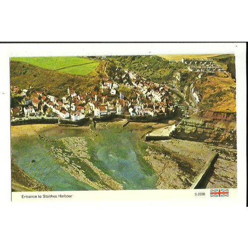Yorkshire STAITHES Harbour Entrance Postcard by Dennis (S.2208)