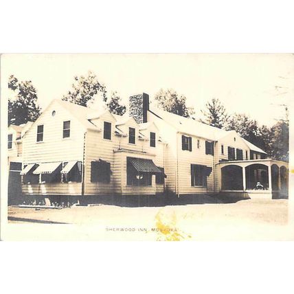 Sherwood Inn Muskoka Canada Postcard unused VGC