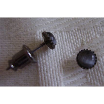 Vintage Earrings Grey Silk Glass Cabochon Retro Pierced Studs