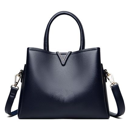 Leather Soft Surface Portable And Fashion Three Interlayer Large Capacity Totes