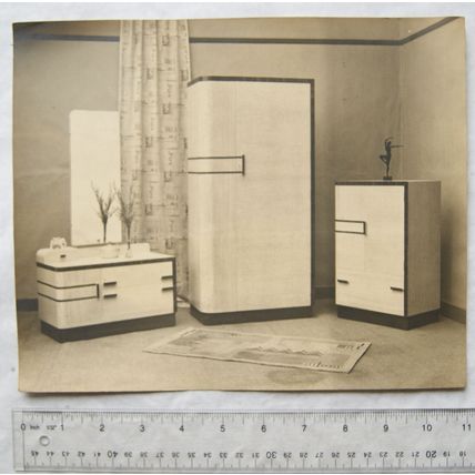 vintage Elon Industries Ltd, Barnstaple Bedroom Furniture Suite Picture