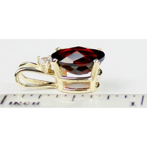 Mozambique Garnet, 14KY Gold Pendant, P022