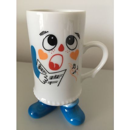 CERAMIC MUG - MUSICAL WITH FEET