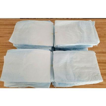 Lot of 29 New Adult Diapers without Packaging Size Med or Large?