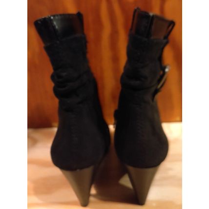 Laura Ashley Black Mid Calf Booties 8B/38 Suede Zippered 3" Heel Fall Shoes
