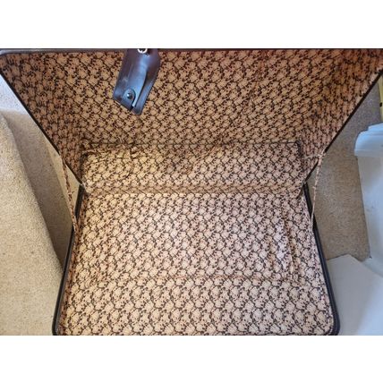Vintage 1960's large Suitcase