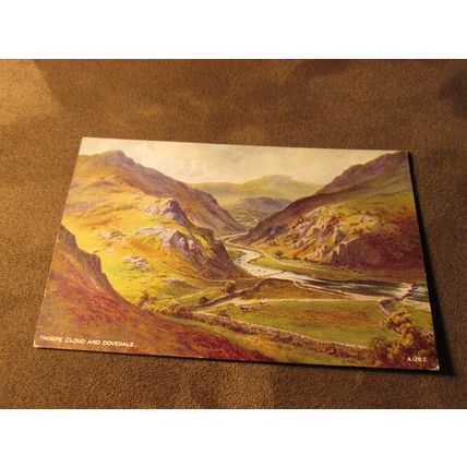 Valentines postcard -Thorpe Cloud Dovedale Peak District - Thompson / A1265