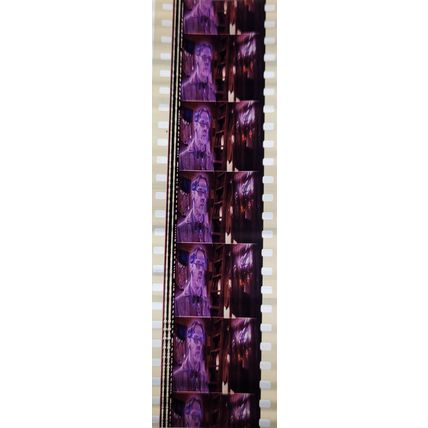 Pk DAU - B - MIX - e 0127W . - 1 STRIP OF 5 - 35MM FILM CELLS. ( )