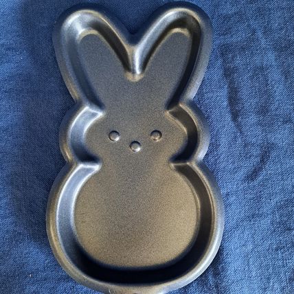 Easter BUNNY Shaped PANCAKE SKILLET Egg Pan Non-Stick Chocolate Mold Candy