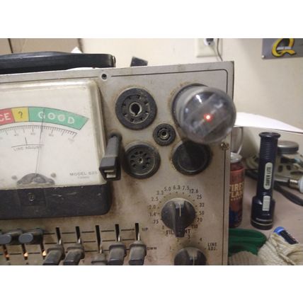 Vintage!! USED!! WORKING EICO 625 VACUUM TUBE TESTER
