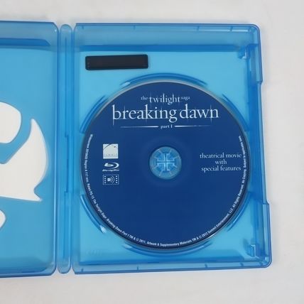The Twilight Saga - Breaking Dawn Part 1 - 2011 - Rated PG/13 - Blu/ray DVD