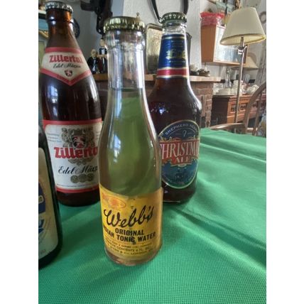 5 COLLECTABLE BREWERIANA BOTTLED BEERS AND TONIC WATER