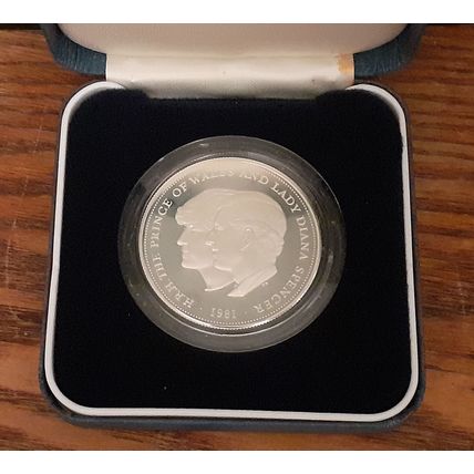 1981 Limited Edition Silver Proof Boxed UK 25p Crown Coin - Charles & Di Wedding