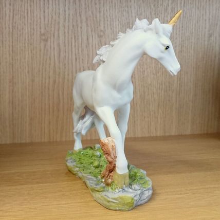 White with Purple Lilac Mane and Tail Unicorn Figurine Ornament