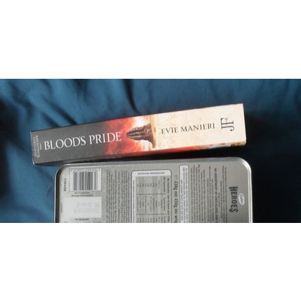 Blood's Pride (Shattered Kingdoms 1) by Evie Manieri | 2014 Jo Fletcher PBO TPB
