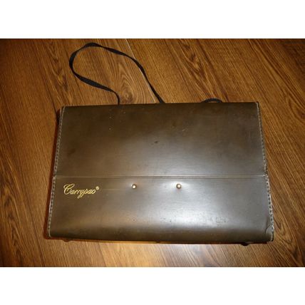 Vintage Polaroid Instant 210 Land Camera Carrypac Leather Case Flash Film Manual