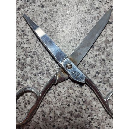 Vintage Hot Drop Forged Steel Italy Scissors - Some minor rusting