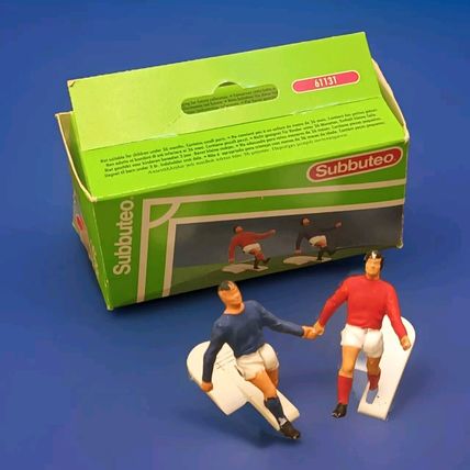 Subbuteo Corner Takers #61131 In Reference Box Complete
