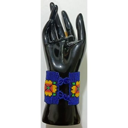Traditional Huichol Art. Mexico Glass Seed Beads Bracelet. Frida Kahlo 1